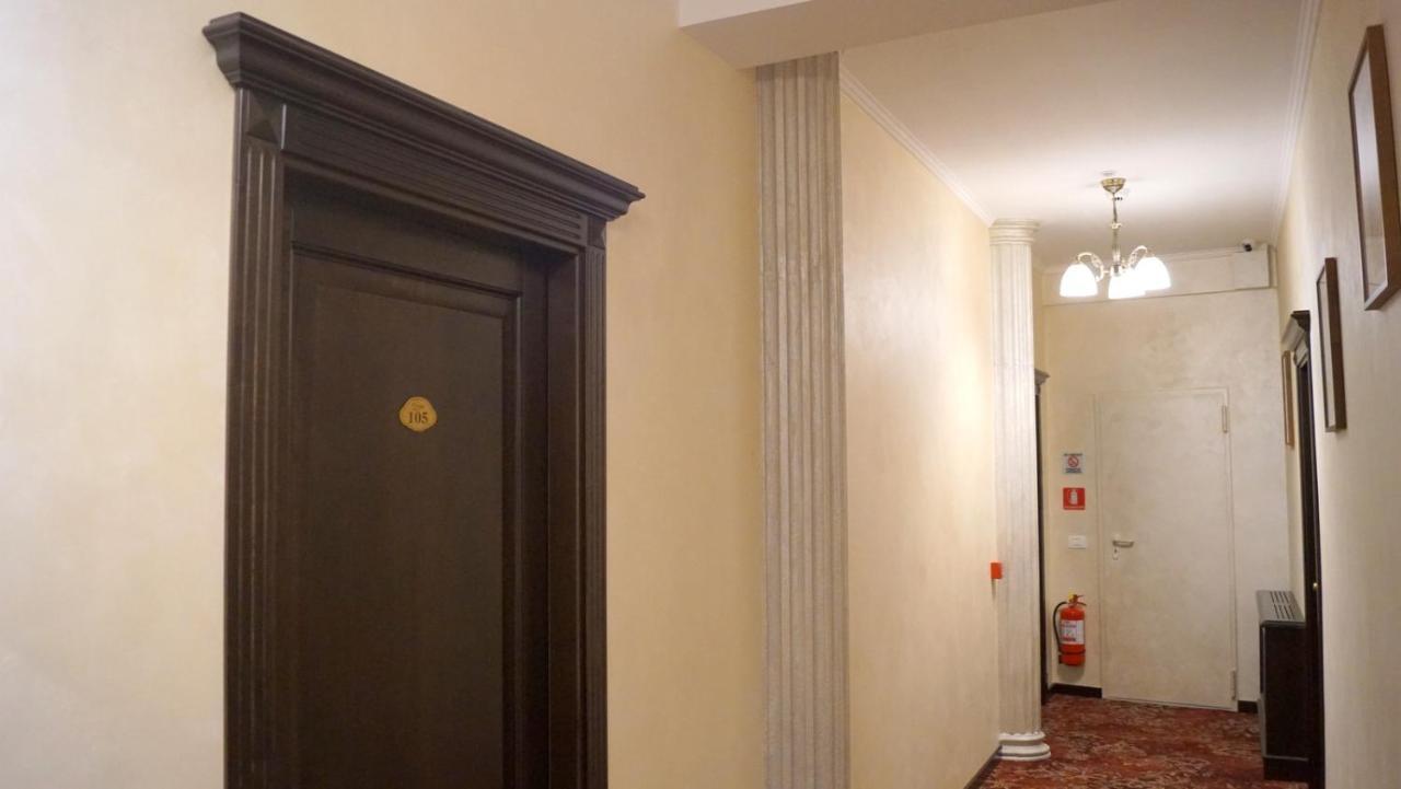 Pensiunea Romeo Resort Fokszany Zewnętrze zdjęcie